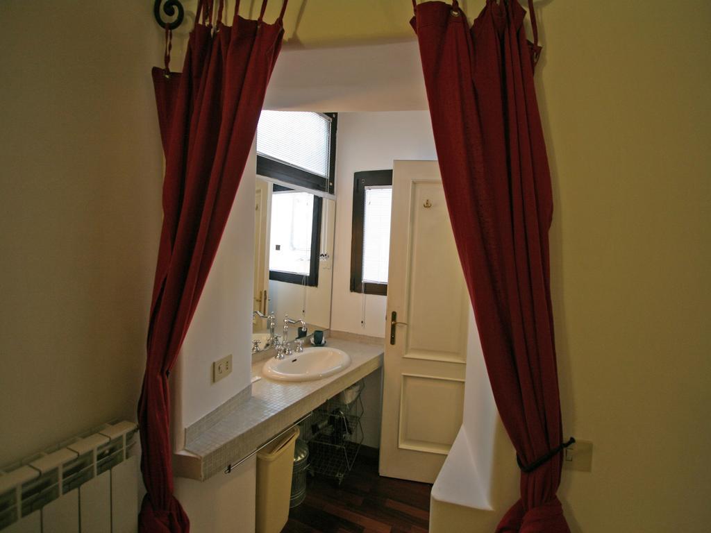 Casa Leopardo - Trastevere Apartment Roma Ngoại thất bức ảnh